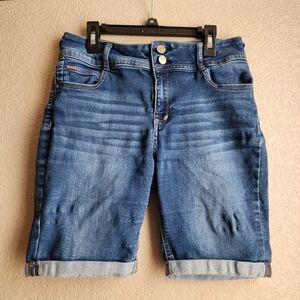 Wallflower Denim Jean shorts Size 9